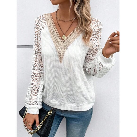 2/$40 Embroidered Holes White Top T-Shirt Blouse Long Sleeve V Neck Loose Fit M - Picture 5 of 6